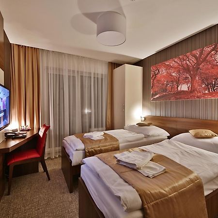 Hotel Alexander Bardejovske Kupele Bagian luar foto