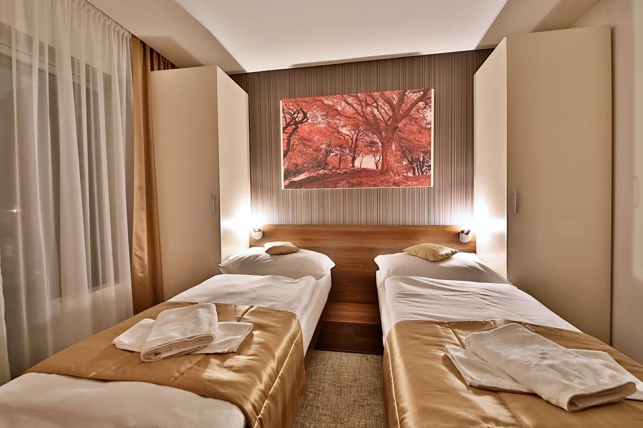 Hotel Alexander Bardejovske Kupele Bagian luar foto