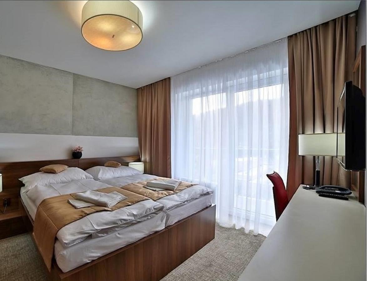 Hotel Alexander Bardejovske Kupele Bagian luar foto